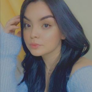 Meet your Posher, Cristina